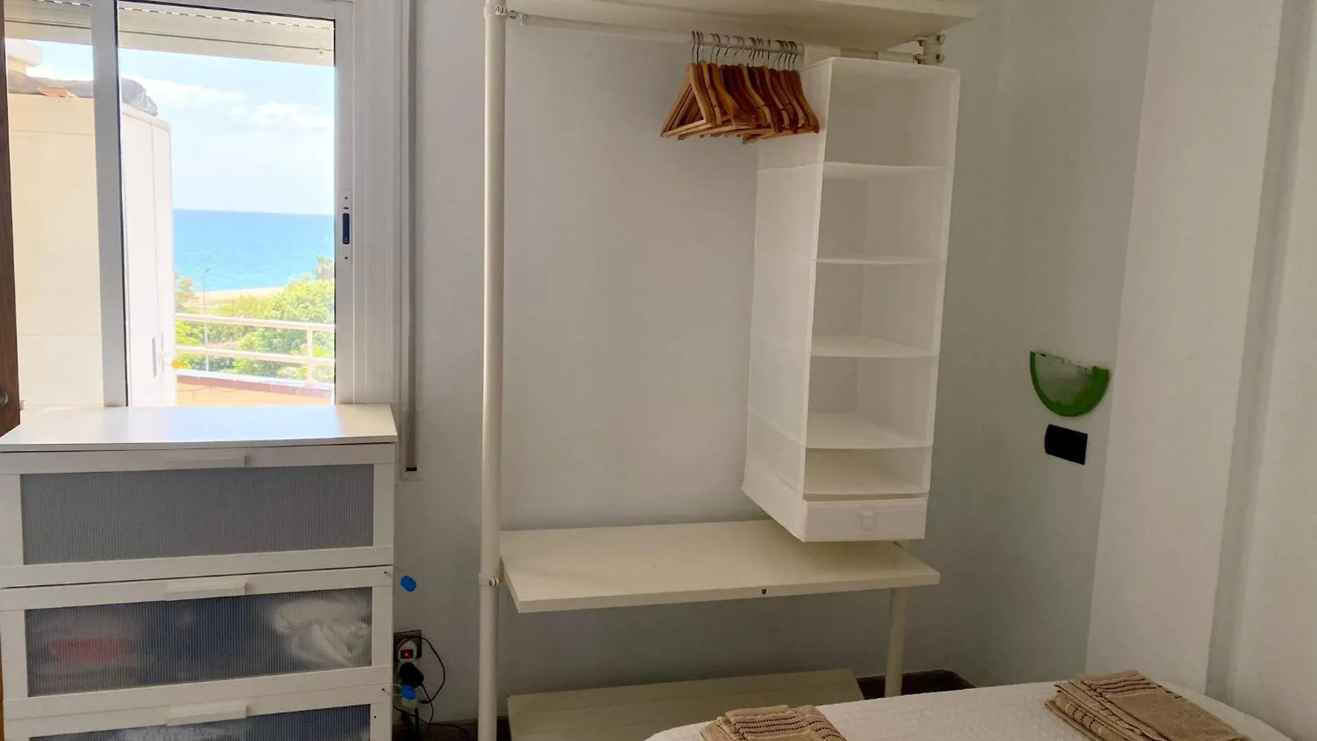 Apart. Pineda De Mar-Sea And Mountains Views Apartment